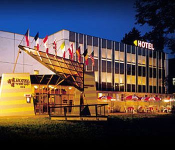 Hotel U Tri Lvu Ceske Budejovice Extérieur photo